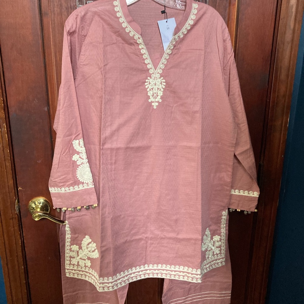 Khaadi Embroidered Pink Tunic Set with Cream Accents